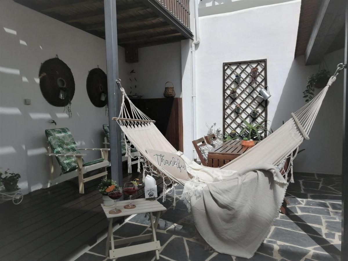 Courtyard House - Sun, Barbecue, Beach Sesimbra Esterno foto